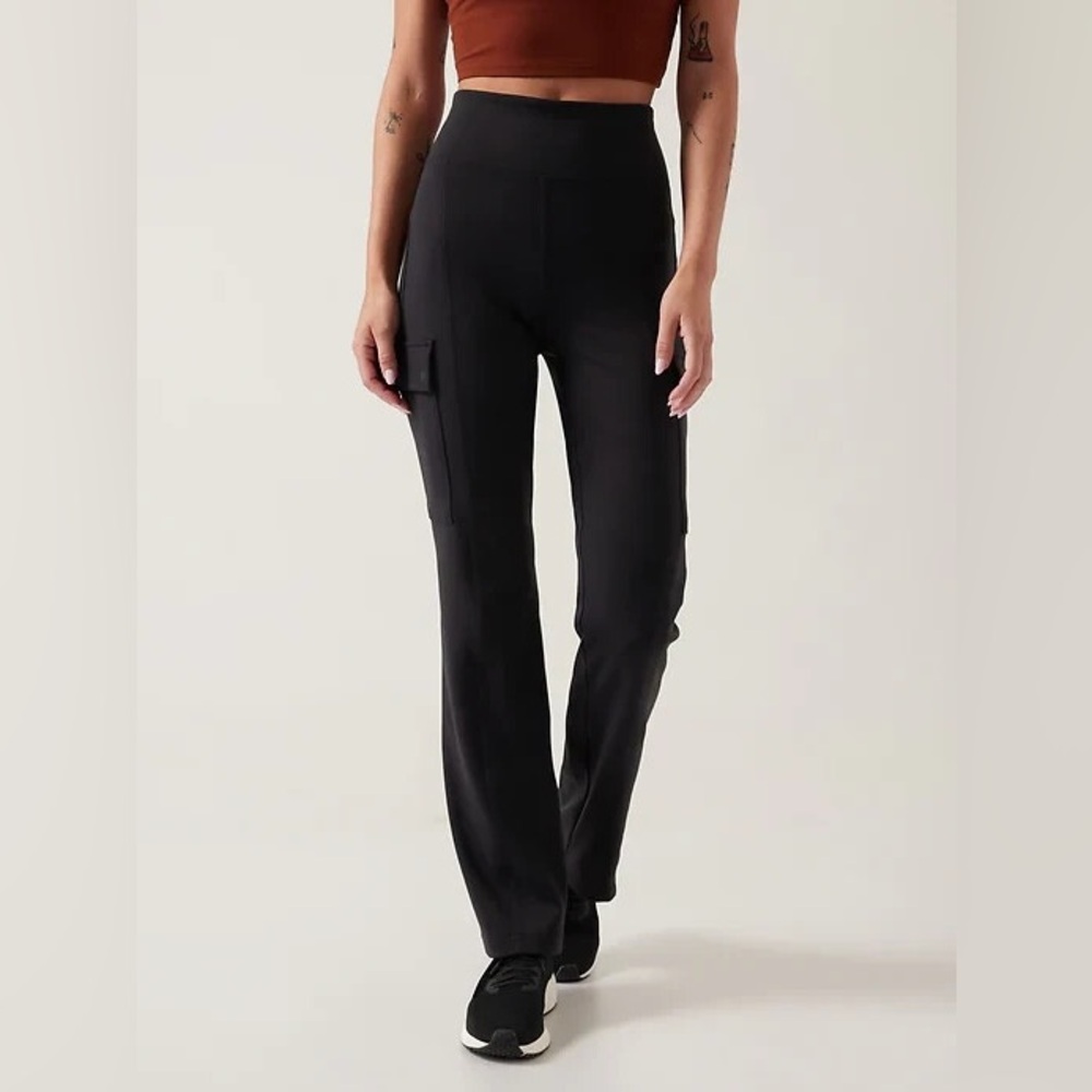 Athleta Black Straight-Leg Cargo Pants